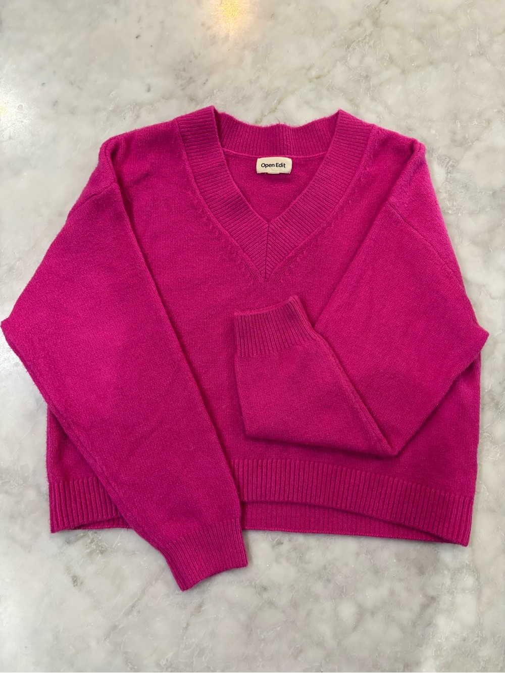 Open Edit Women's Cotton X-Large Cropped V-Neck Sweater in Fuchsia Pink
